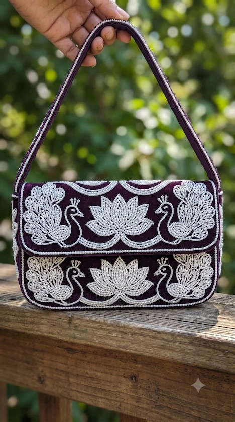 Amazing Ladies Handbag